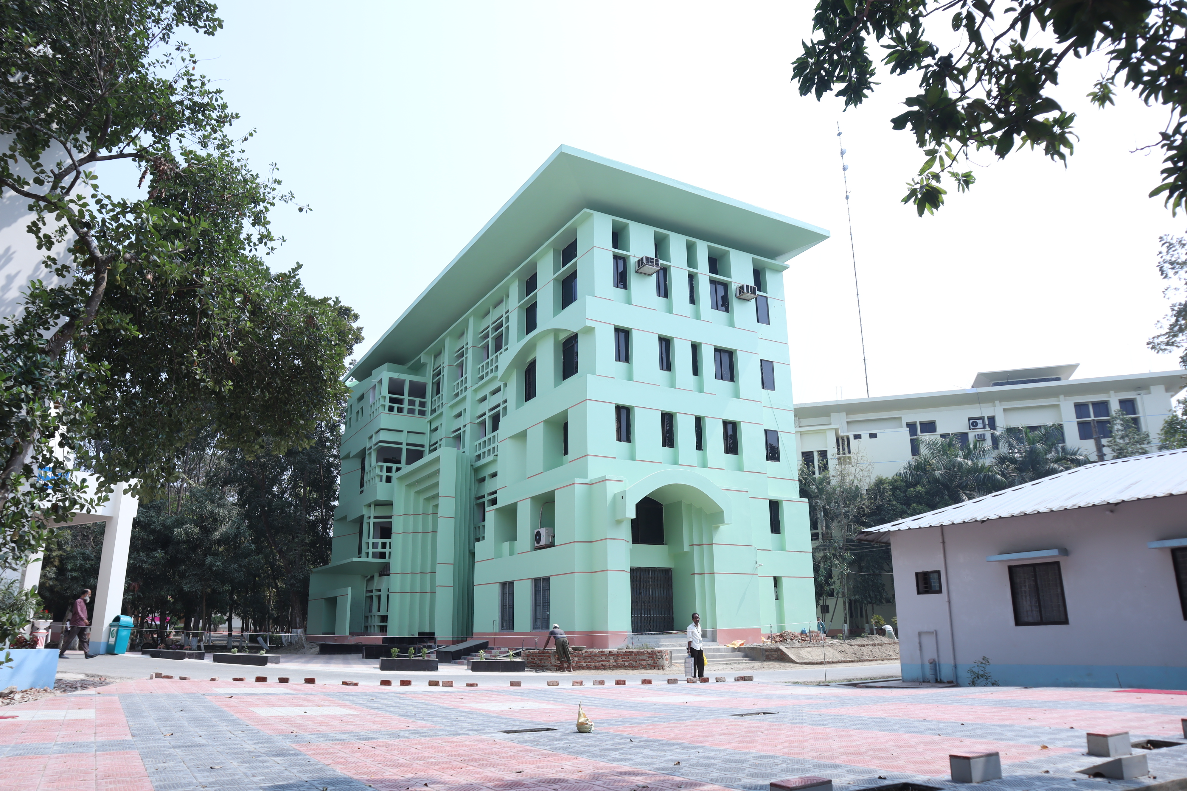 Faculty of Shariah and Islamic Studies Background